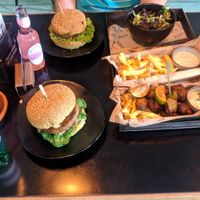 2 burger menus and nuggets at The Dutch Weed Burger - Food Truck in Amsterdam
