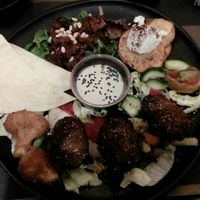 Assiette végétarienne à la demande at Les Délices du Caire in Chaumont