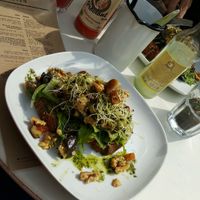 Aubergine bruschetta at Gember in Horst