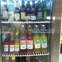 Bier & kombucha selection at All Vegan in Barcelona