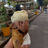 Vegan vanilla & chocolate in vegan cone at ego in Marseille