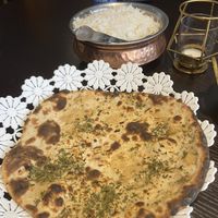 Vegan naan 🫓 with garlic   at Delhi in Malmo