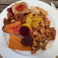 Decide on your own: Sweet potato, pumpkinKimchi, tempeh and much more at The Sacred in Zurich