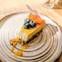 Lemon Cheesecake at Goldig in Lagos