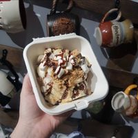  at Cinnaholic in Los Angeles