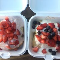 Build your own  at Cinnaholic in Los Angeles