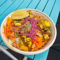 Curry bowl, so delicious 💚  at Palma Kiosk & Kaffebar in Sarpsborg