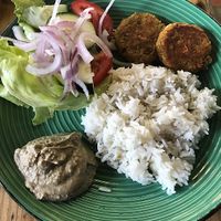 The Vegan Wrap (con arroz en lugar de la tortilla) at Moksha Yoga and Surf Hostel in Huanchaco