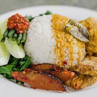 Nasi Padang at Teko Healthy Resto in Medan