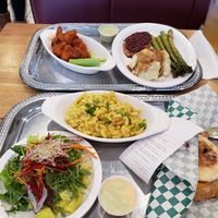 Mac&cheez, salad, biscuit. Buffalo wings, chickn with mashed potatoes  and  asparagus. at enVegan in Morrow