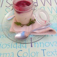 Almonds dessert with fruit at Simbiosis in Ibiza