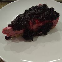 Tarte de frutos do bosque at Xisko in Guimaraes