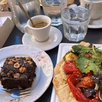 Veganer Haselnuss-Schoko Brownie  at Coccodi il Dolce e il Salato in Cagliari