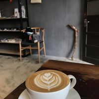 Vegan cappuccino at Zhen De Coffee in Taipei