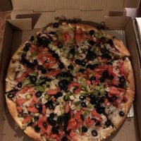 Herbivore Pizza with vegan Daiya-Cheese at Red Tomato Pies in Williams Lake