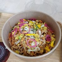 Pad thai salad at Alive in Geneva