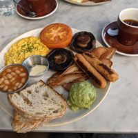 Vegan english breakfast at Greasy Spoon - Hagagatan in Stockholm