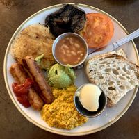 Vegan English Breakfast at Greasy Spoon - Hagagatan in Stockholm