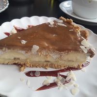 Vegan dessert with banana and caramel  at Jaglana in Poznan