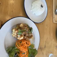 Erdnuss Blumenkohl Brokkoli   at Hua Hin Vegan Cafe and Wine in Hua Hin