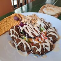 Falafel with hummus, salad, quinoa, pita at Green Lab in Montpellier