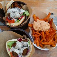 Falafel pittas and sweet potato fries with dry tomato hummus at Green Lab in Montpellier