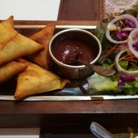 Veggie samosas at Le Jaipur in Saint Denis