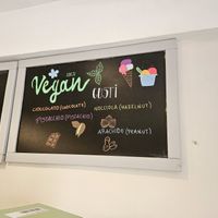  at Gelateria Cento Per Cento in Malcesine