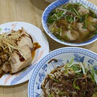 Tofu & beancurd / sesame noodles / wonton soup at HéngChūn SùShí Miàn 恆春素食麵 in Hengchun