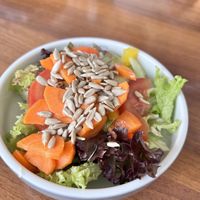 Salad goes with burger   at Katzentempel - Nürnberg in Nuremberg