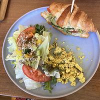 Croissantsandwich Frühstück  at Katzentempel - Nürnberg in Nuremberg