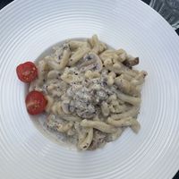 Herkkusienitryffelipasta vegaanisena at Hasta la Pasta in Naantali