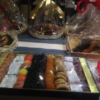 dry fruits packs for christmas  at Traiteur Le Cedre in Le Plessis-robinson