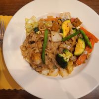 Drunken noodles with tofu and vegetables at Thai 999 Express in Mentor