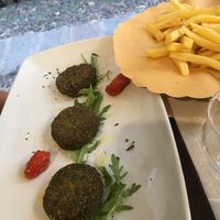 vegan burgers at Trattoria Di Mirko in Alghero