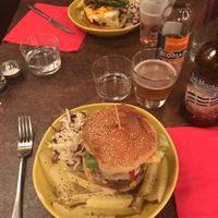 burger Végétalien (Vegan) at Cosmopolis in Bordeaux