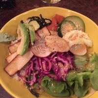 Vegan poke bowl at Cosmopolis in Bordeaux