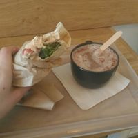 falafel + vegan hot chocolat:)  at Pickles in Lille