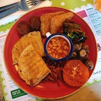 Vegan breakfast at Zapato Lounge in Northampton