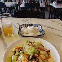 Fried Cashews with vegetables and tofu at Dow Vegan Restaurant in Koh Phi Phi