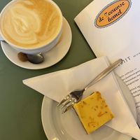 Oat latte and vegan pastry  at De Zeeuwse Hemel in Zierikzee