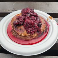 Berry pancakes at OSU Coconuts in London
