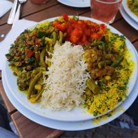 Linsensalat, Mungobohnen, Brechbohnen und Brokkoli in Senfsauce, Gnocchi in Tomatensauce, Reis, Gemüsecurry und Couscous at Seerose in Berlin