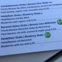 Vegan shakes at Landtmann's Jausen Station in Vienna
