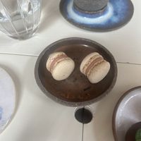 Macaron fermented strawberries   at Humus x Hortense in Brussels