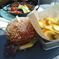 Smokey Burger with fries and High Protein Bowl at Veggiezz - Opernring in Vienna