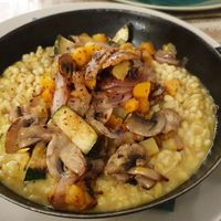 Indy at Veggiezz - Opernring in Vienna