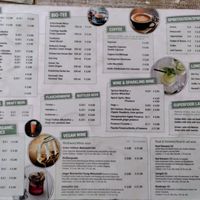 Drinks at Veggiezz - Opernring in Vienna