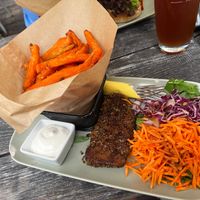 Pepper steak with sweet potato fries  at Veggiezz - Opernring in Vienna