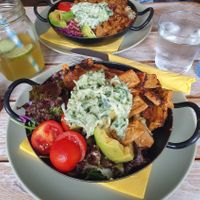 Gyros Bowl (top) and Protein Bowl (bottom) at Veggiezz - Opernring in Vienna